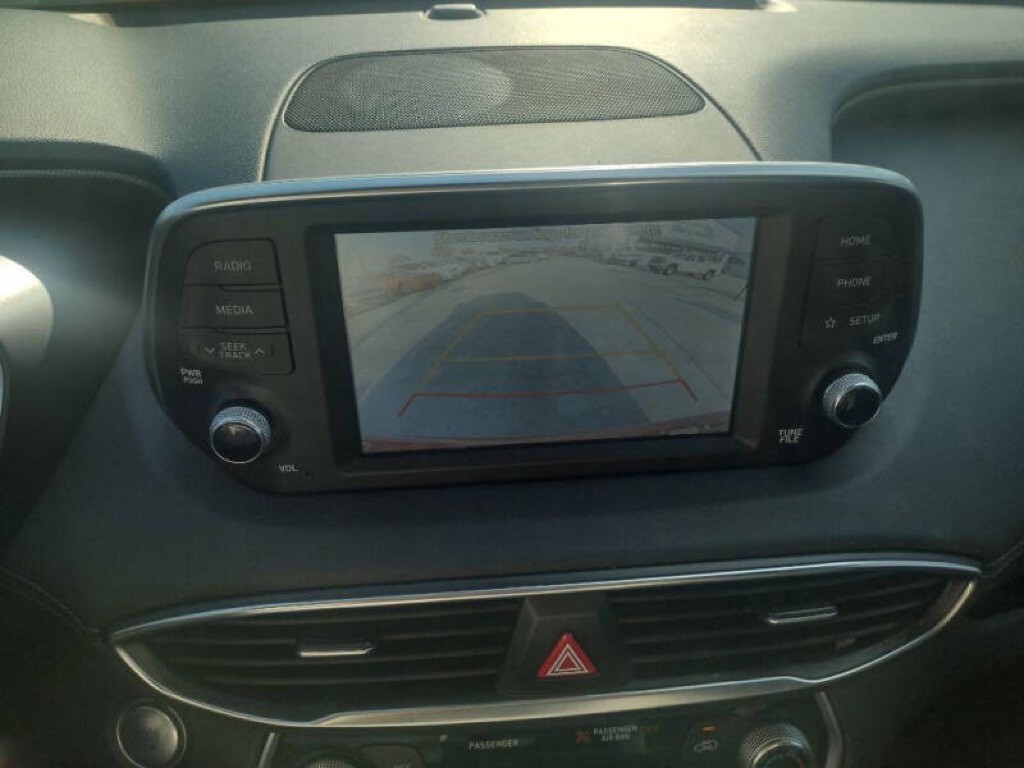 2019 Hyundai Santa Fe Image 18