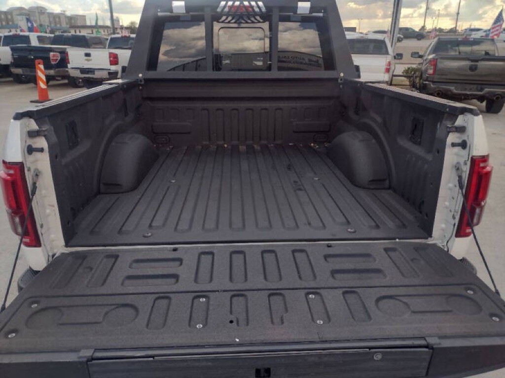 2015 Ford F-150 Image 9