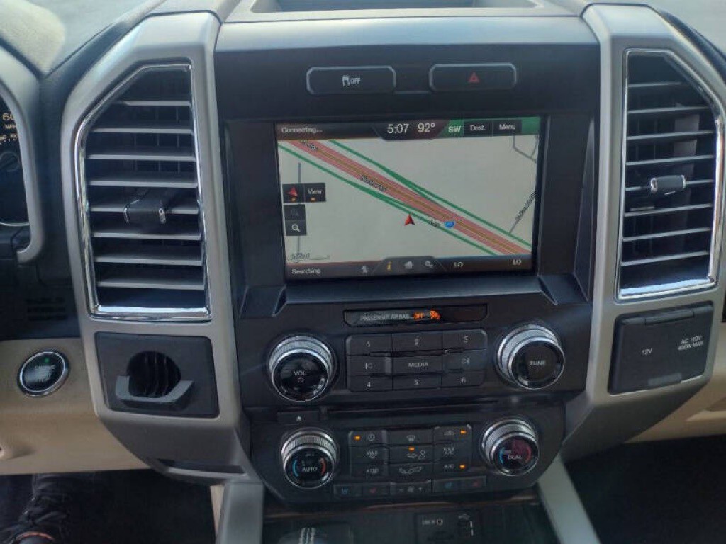 2015 Ford F-150 Image 12