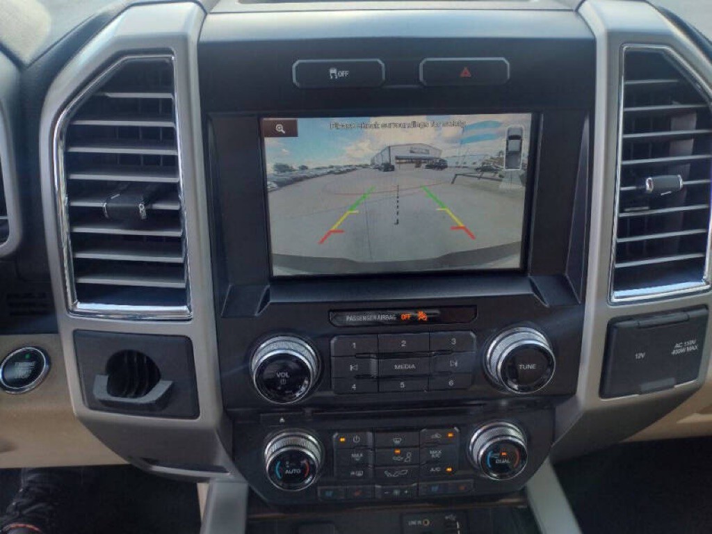 2015 Ford F-150 Image 16