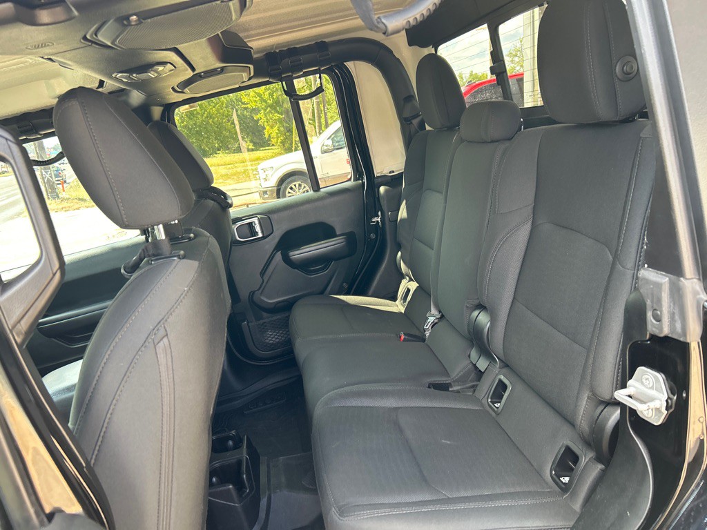 2020 Jeep Gladiator Image 22