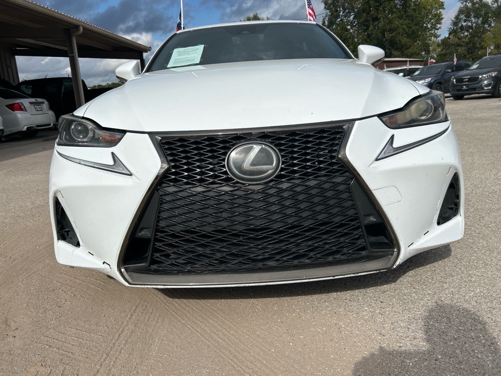 2019 Lexus IS 300 Image 2