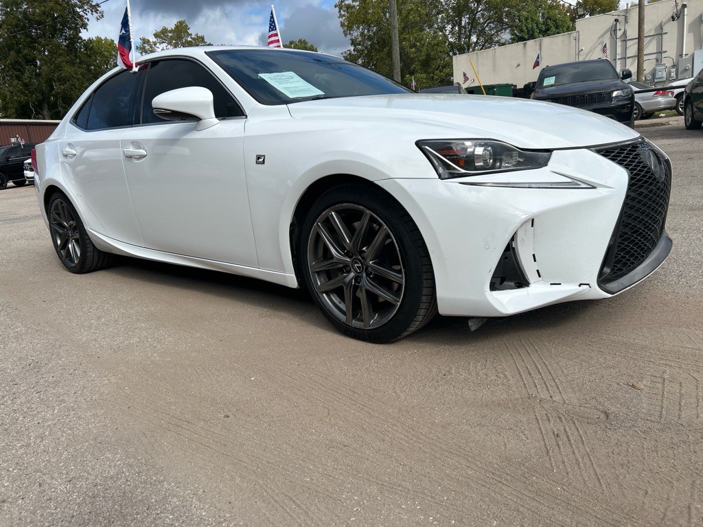 2019 Lexus IS 300 Image 3