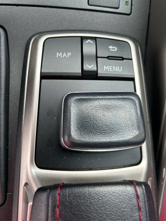 2019 Lexus IS 300 Image 19