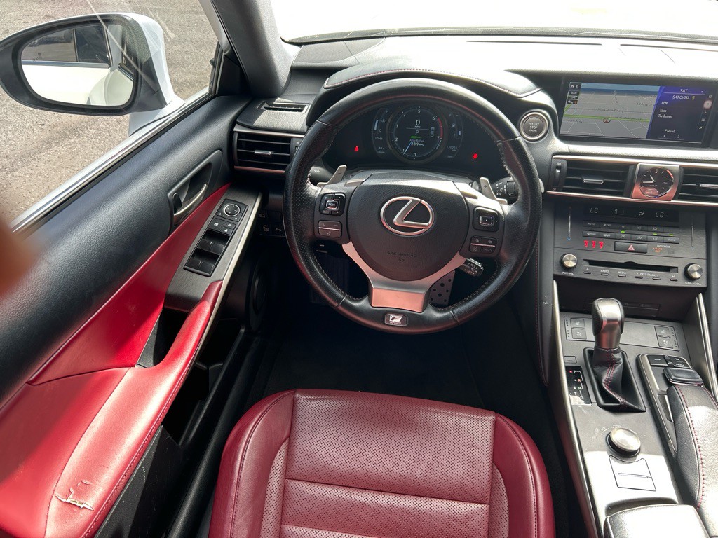 2019 Lexus IS 300 Image 22