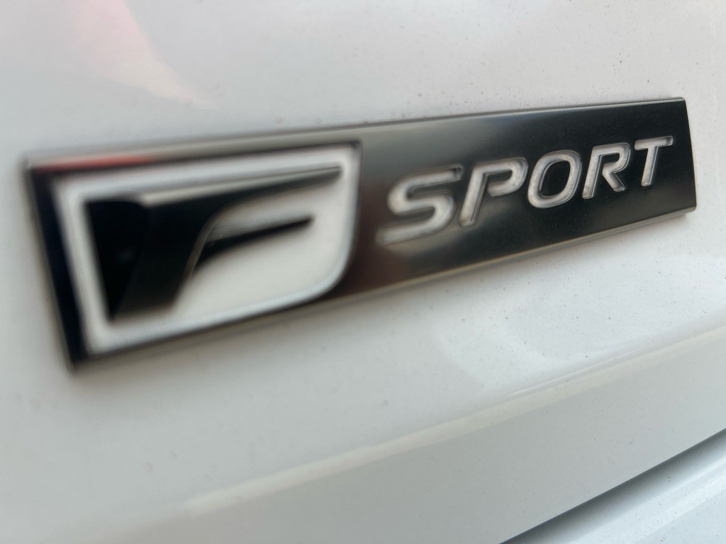 2019 Lexus IS 300 Image 26