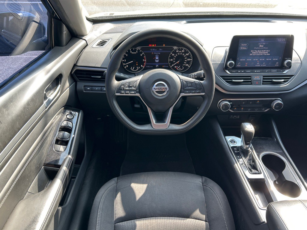 2021 Nissan Altima Image 22