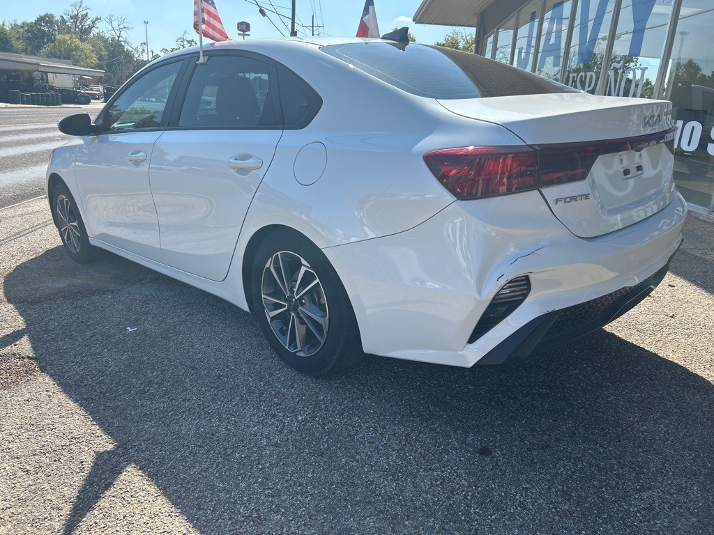 2023 Kia Forte Image 7