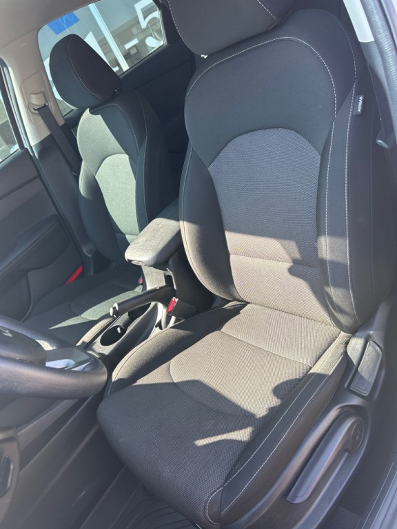 2023 Kia Forte Image 11