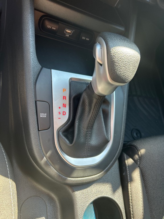 2023 Kia Forte Image 17