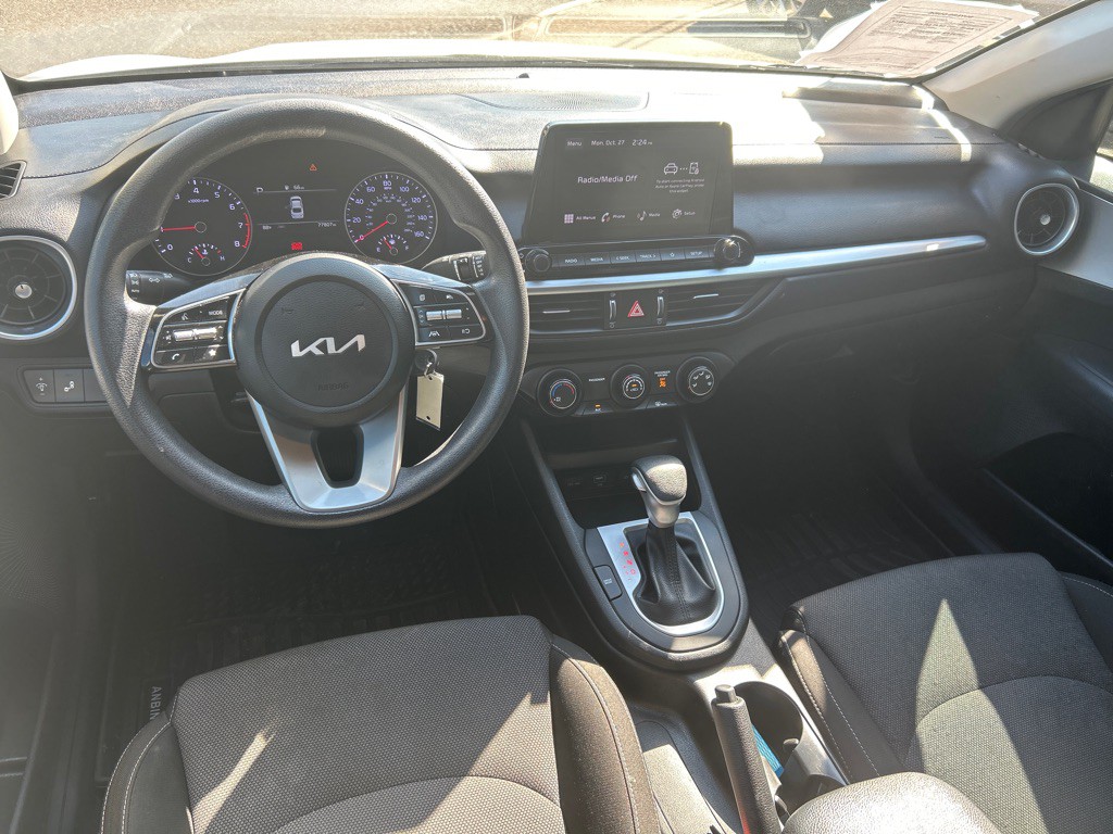2023 Kia Forte Image 24