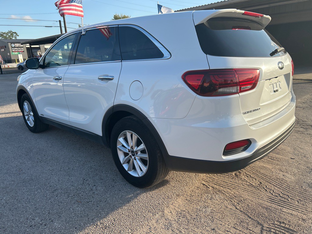 2019 Kia Sorento Image 7