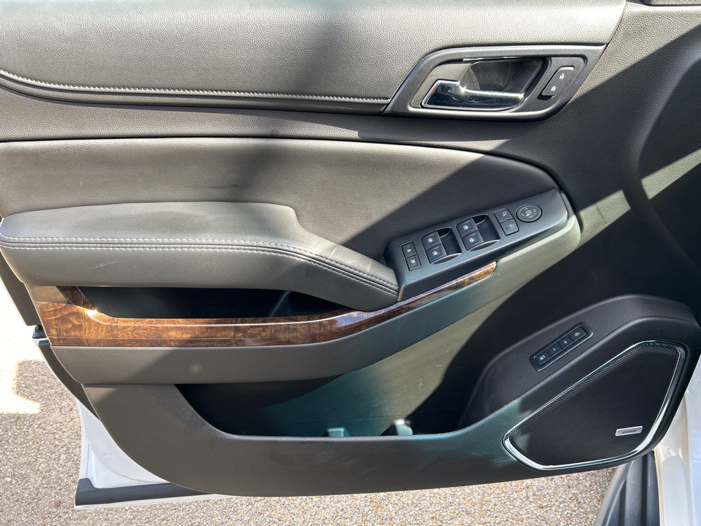 2017 Chevrolet Tahoe Image 9