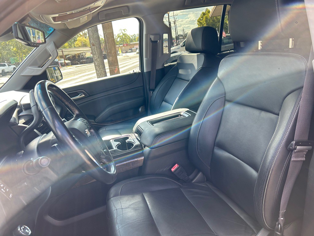 2017 Chevrolet Tahoe Image 12