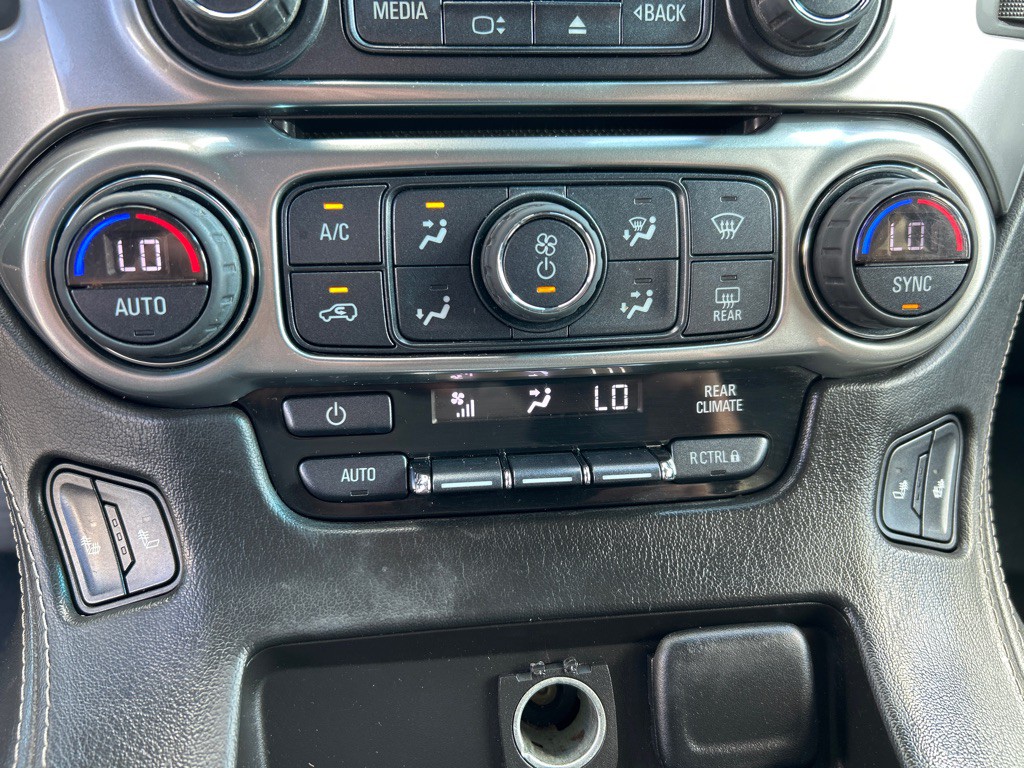 2017 Chevrolet Tahoe Image 20