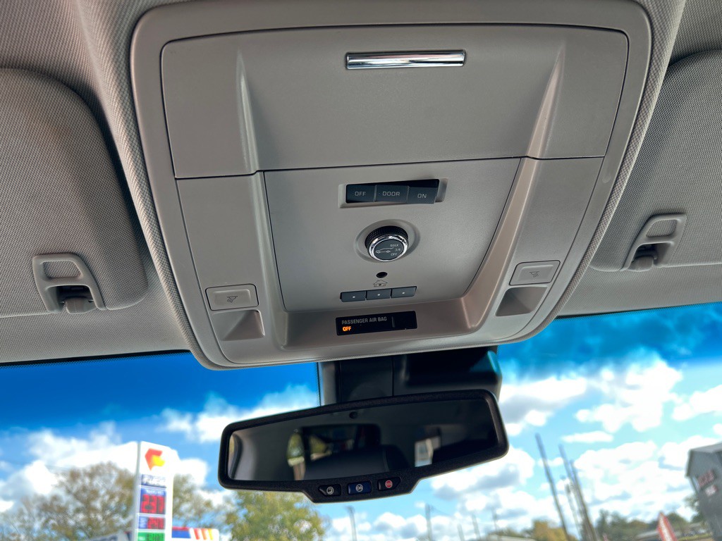 2017 Chevrolet Tahoe Image 26