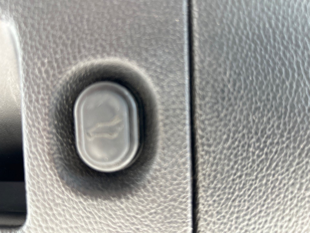 2017 Chevrolet Tahoe Image 34