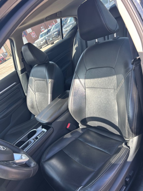 2023 Nissan Altima Image 10