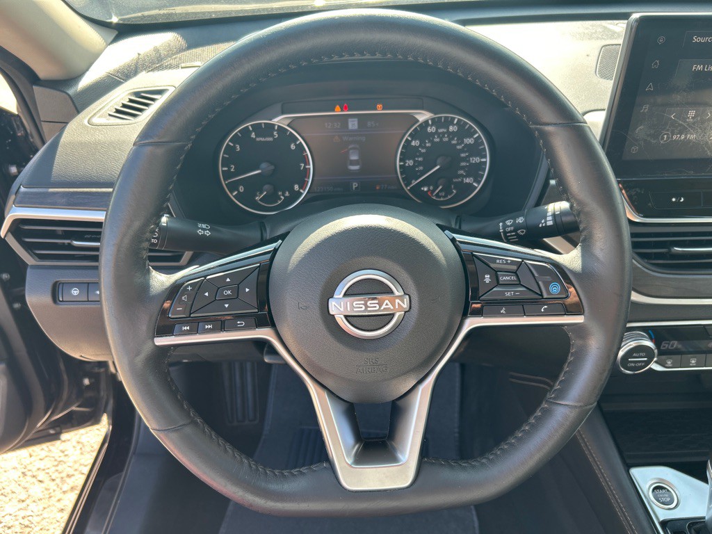 2023 Nissan Altima Image 13