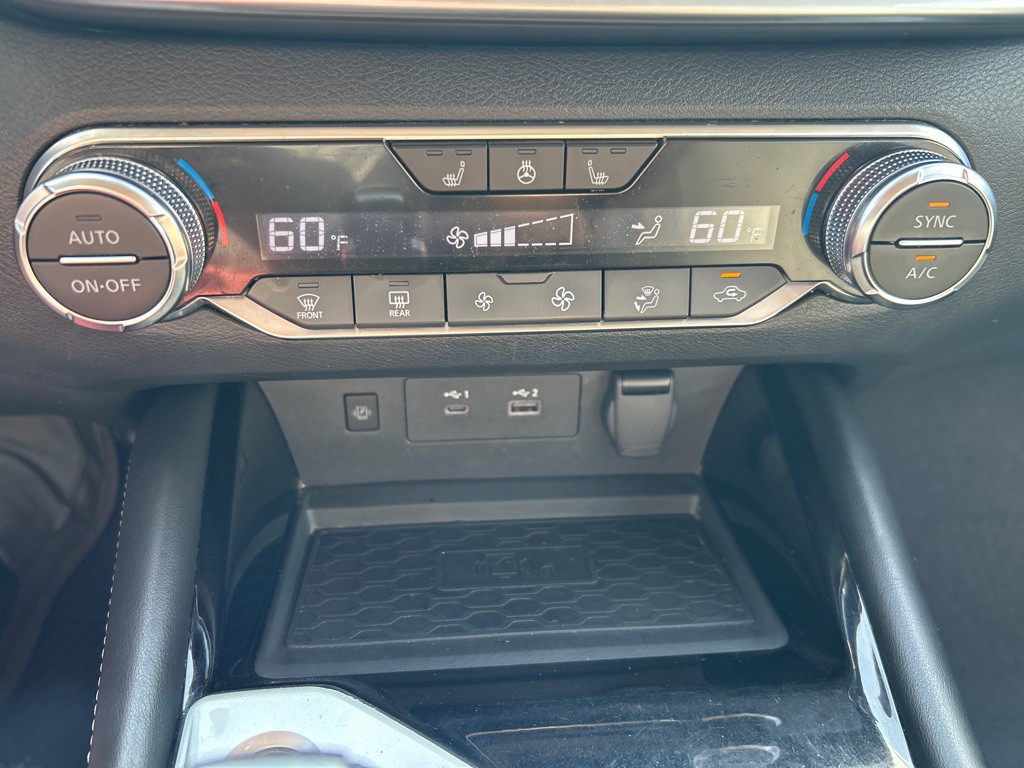 2023 Nissan Altima Image 17