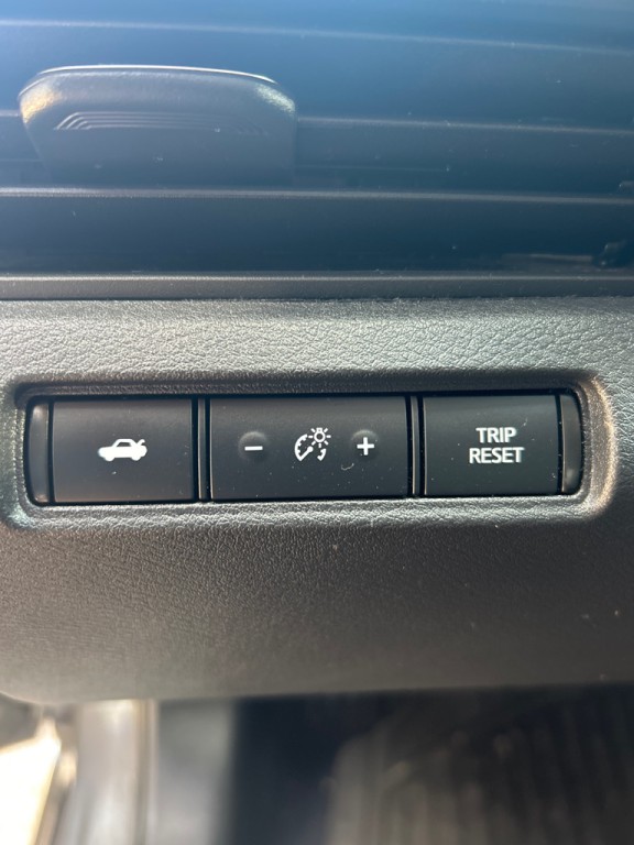 2021 Nissan Altima Image 12