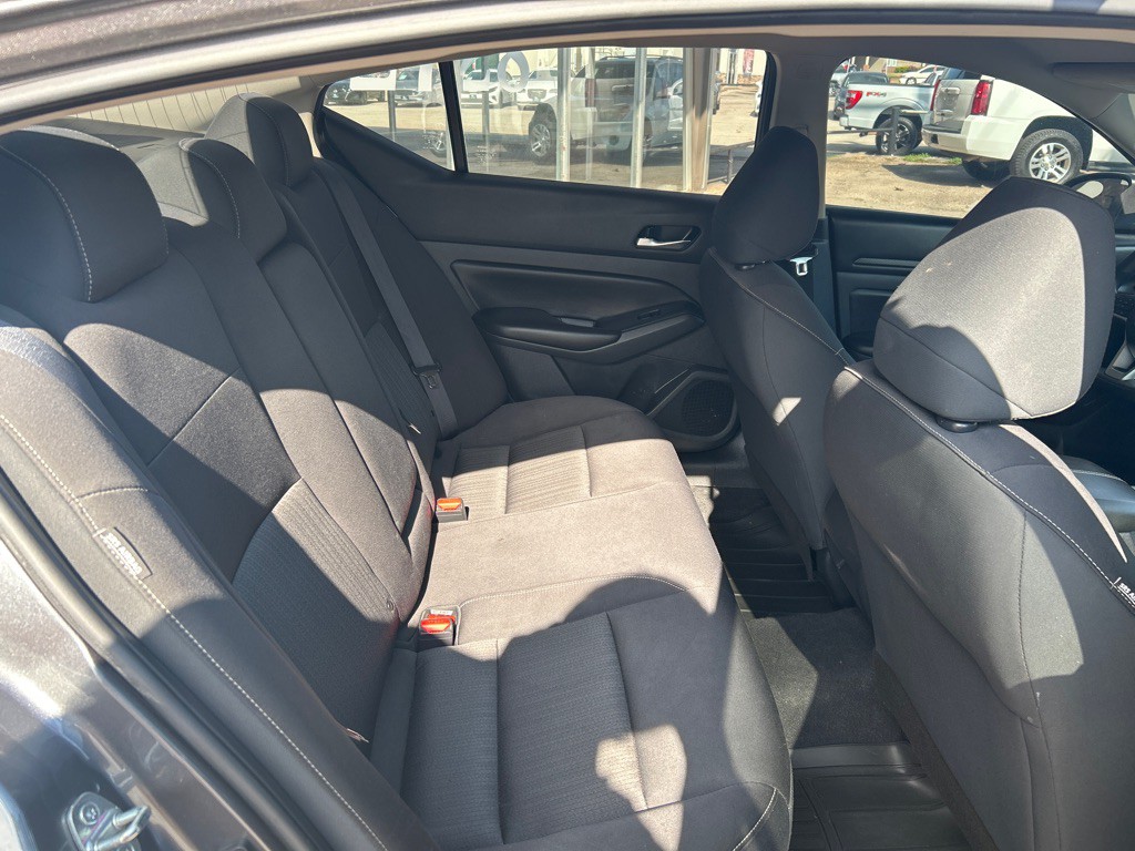 2021 Nissan Altima Image 23