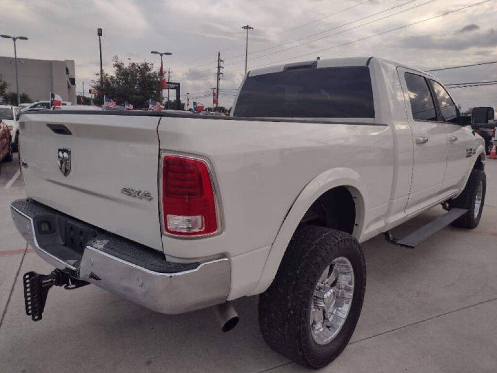 2016 RAM 2500 Image 7