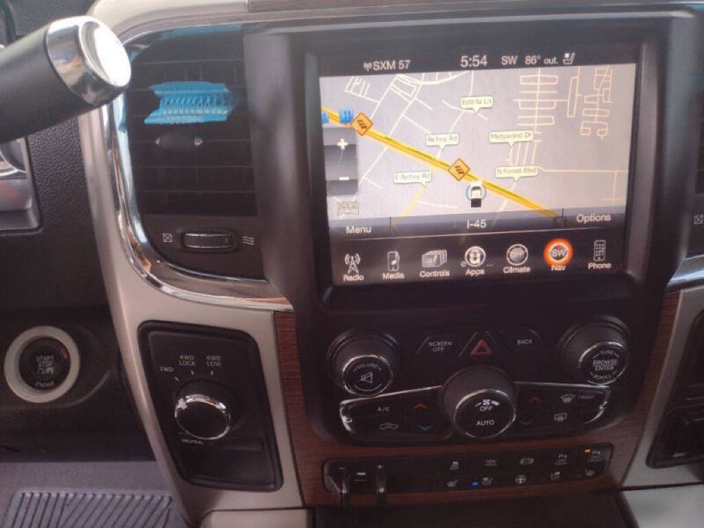 2016 RAM 2500 Image 12