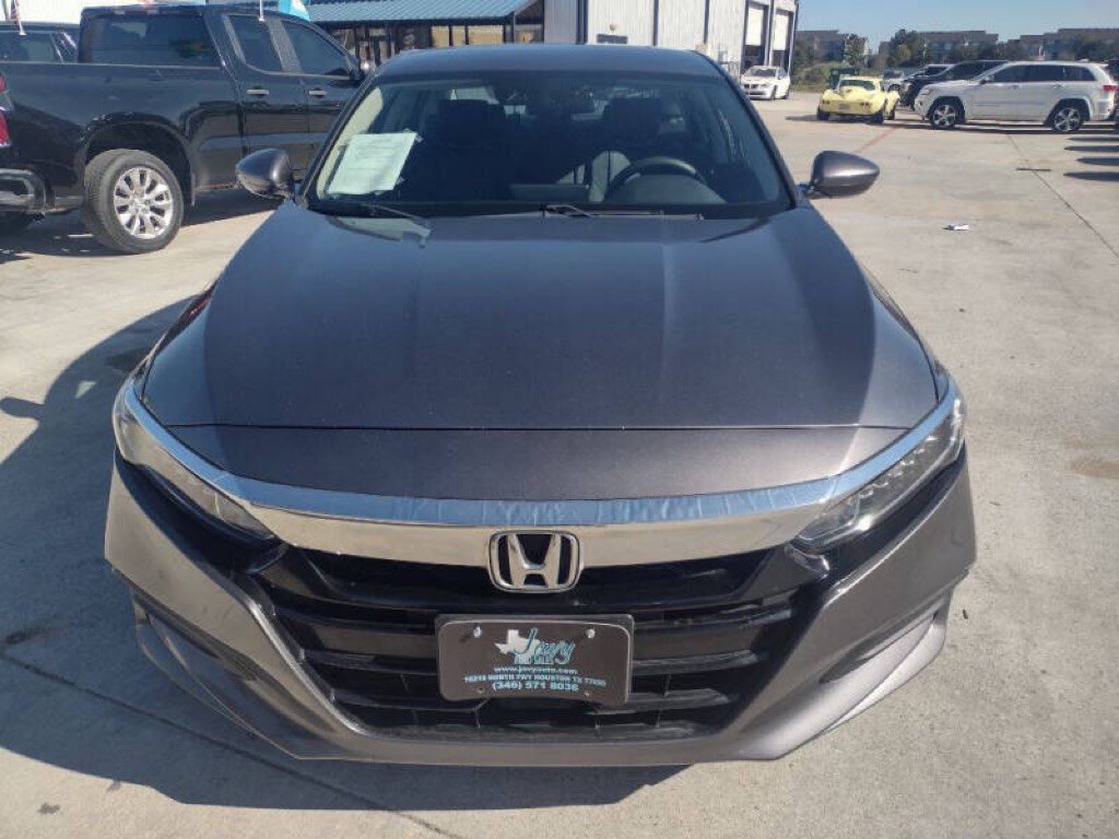 2019 Honda Accord Image 2