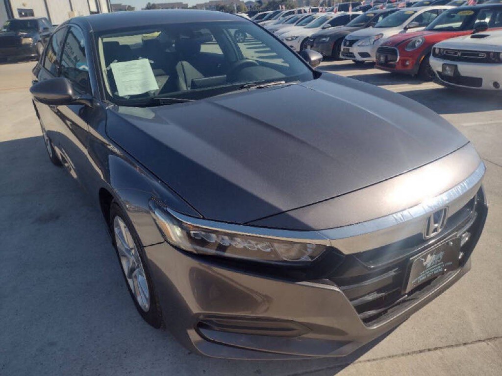 2019 Honda Accord Image 3