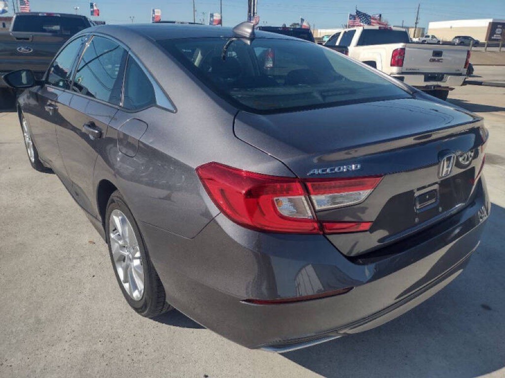 2019 Honda Accord Image 5