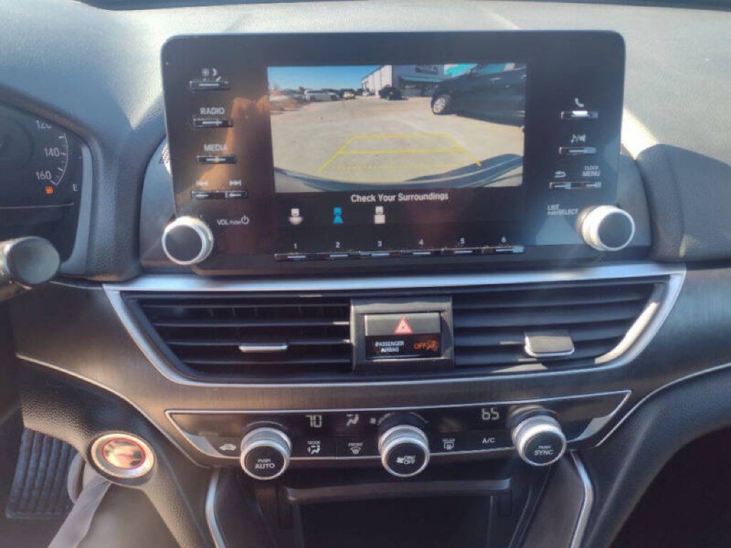 2019 Honda Accord Image 13