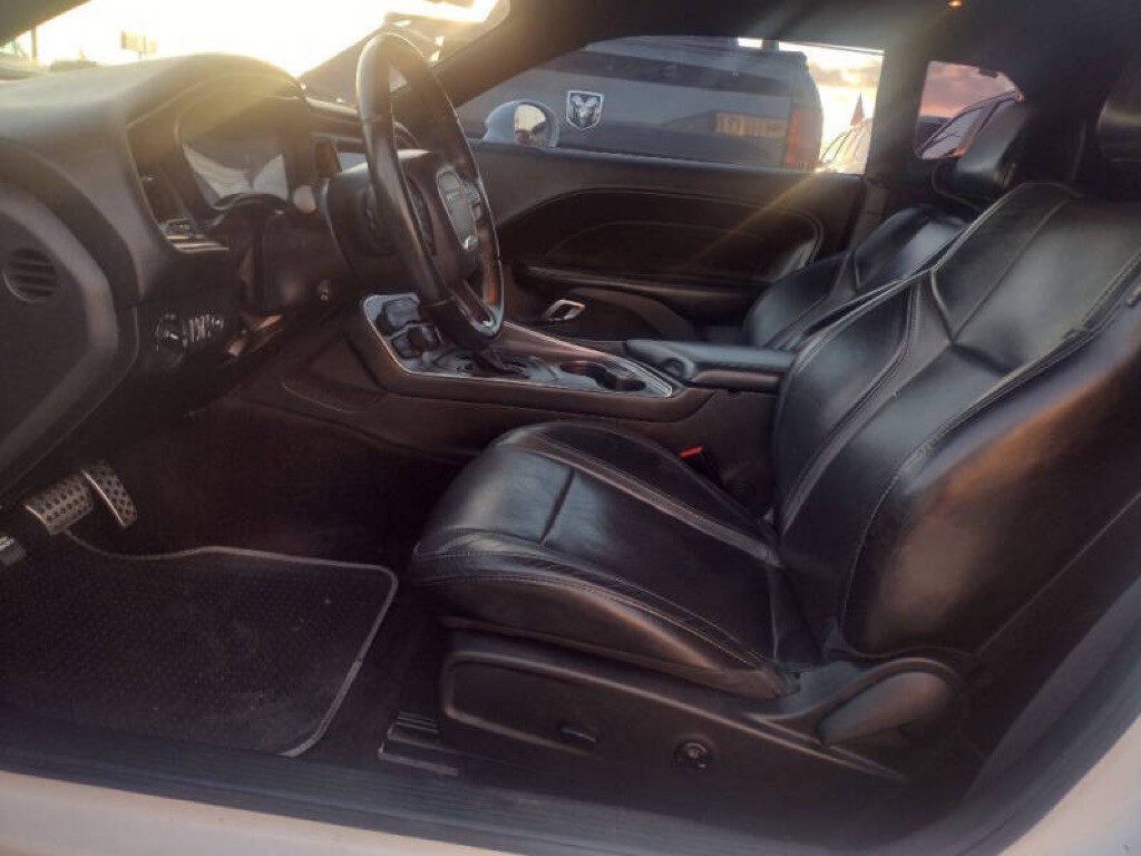 2018 Dodge Challenger Image 13