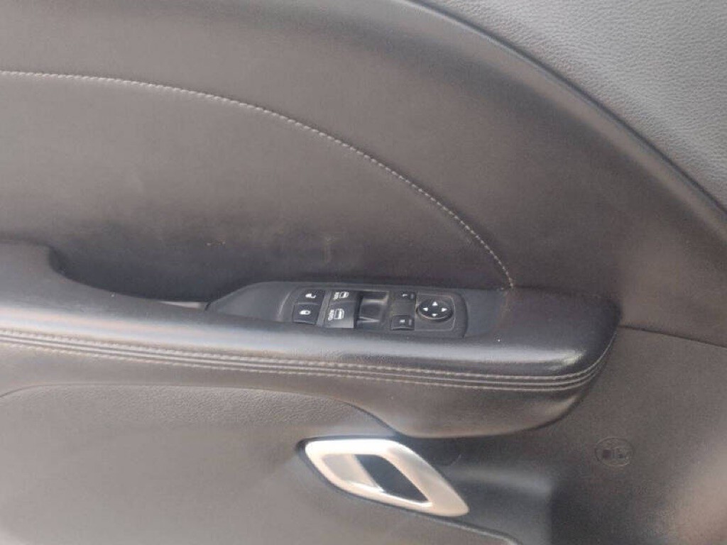 2018 Dodge Challenger Image 19