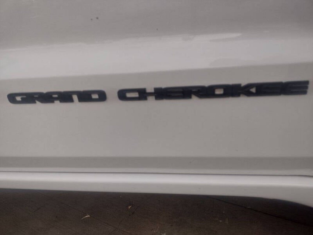 2020 Jeep Grand Cherokee Image 9