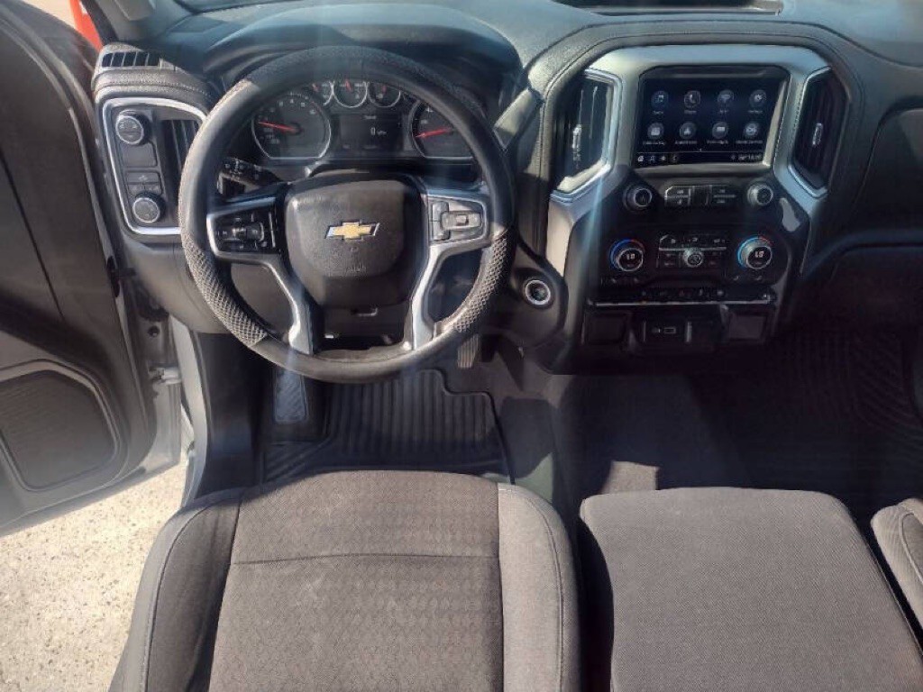 2015 Chevrolet Silverado 1500 Image 17