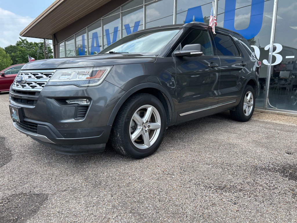 2019 Ford Explorer Image 1