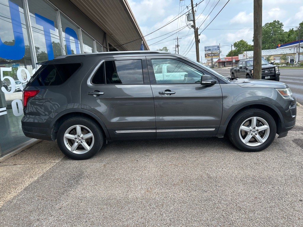 2019 Ford Explorer Image 4
