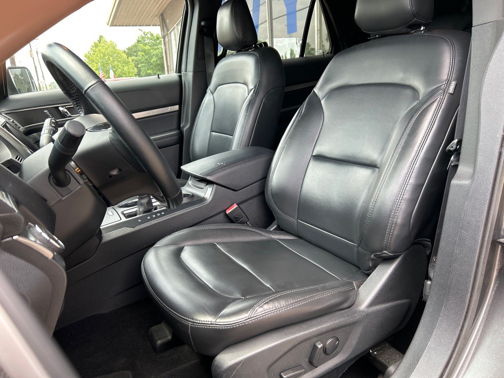 2019 Ford Explorer Image 9
