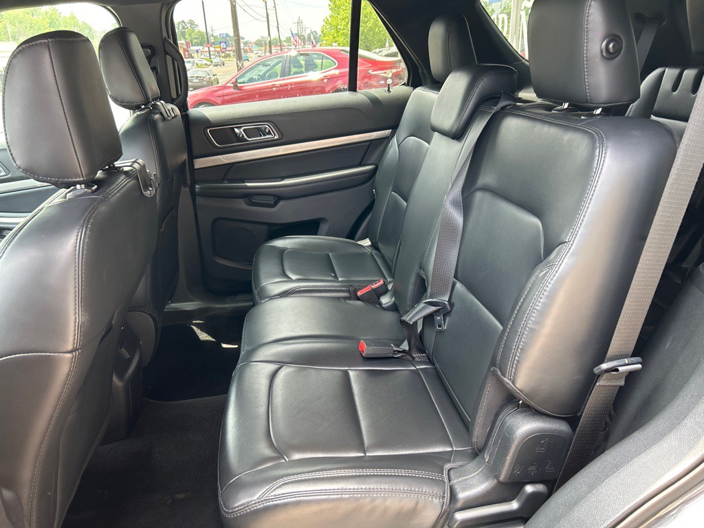 2019 Ford Explorer Image 23