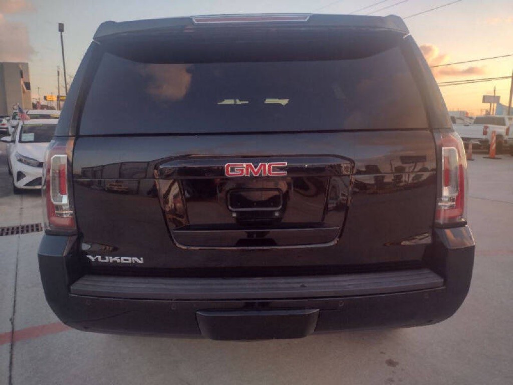 2017 GMC Yukon Image 6