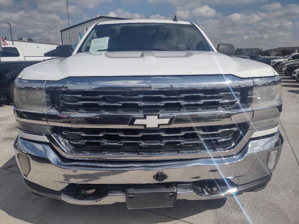 2016 Chevrolet Silverado 1500 Image 2