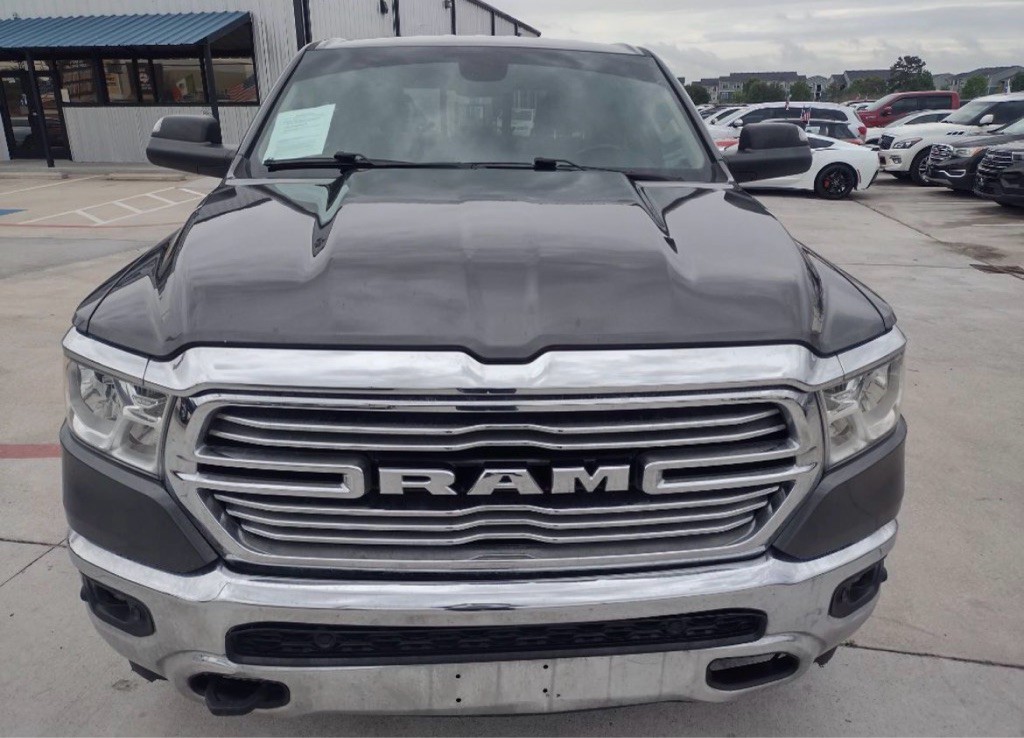 2020 RAM 1500 Image 2