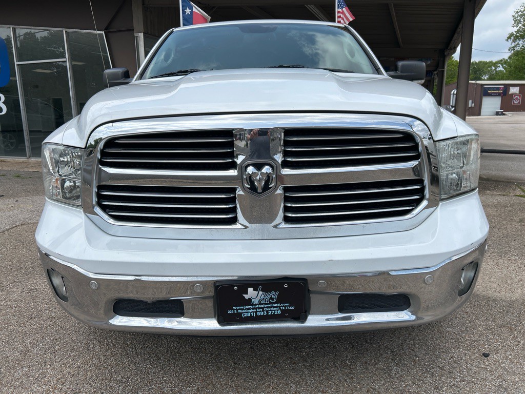 2017 RAM 1500 Image 2