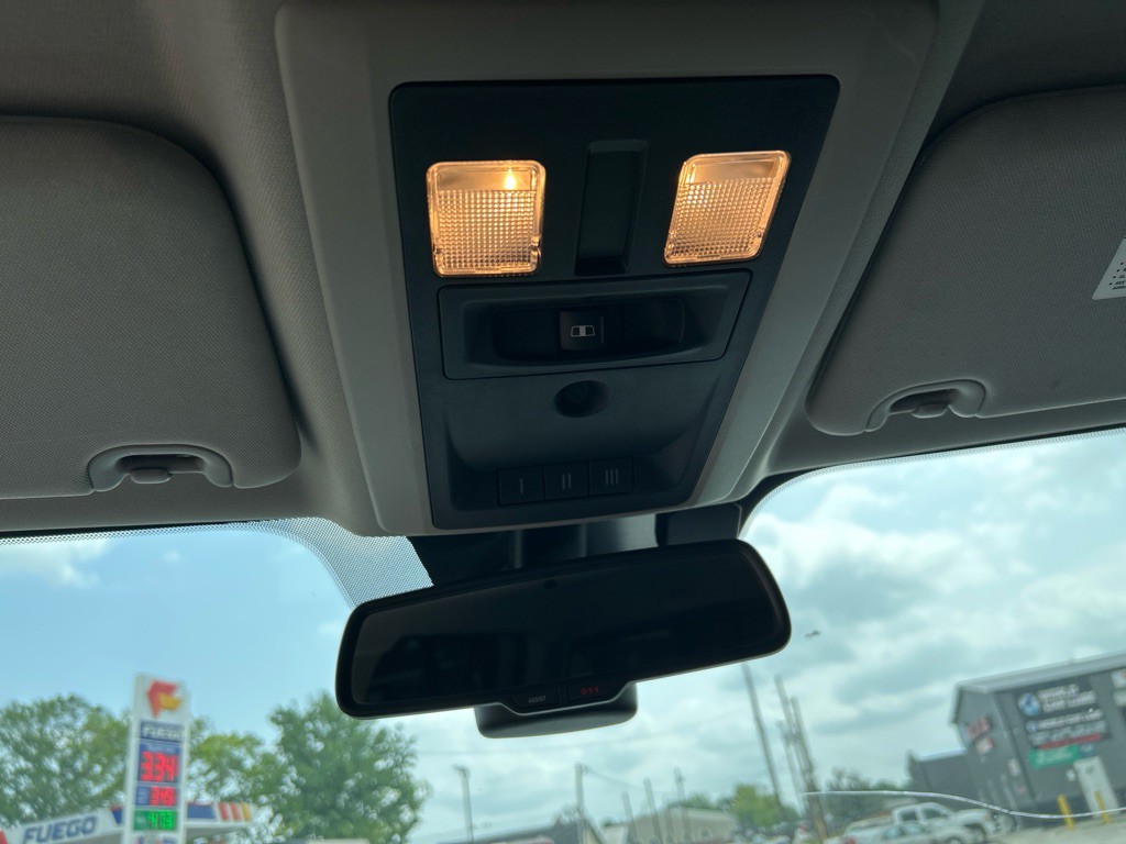 2017 RAM 1500 Image 22