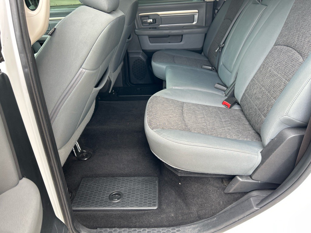 2017 RAM 1500 Image 25