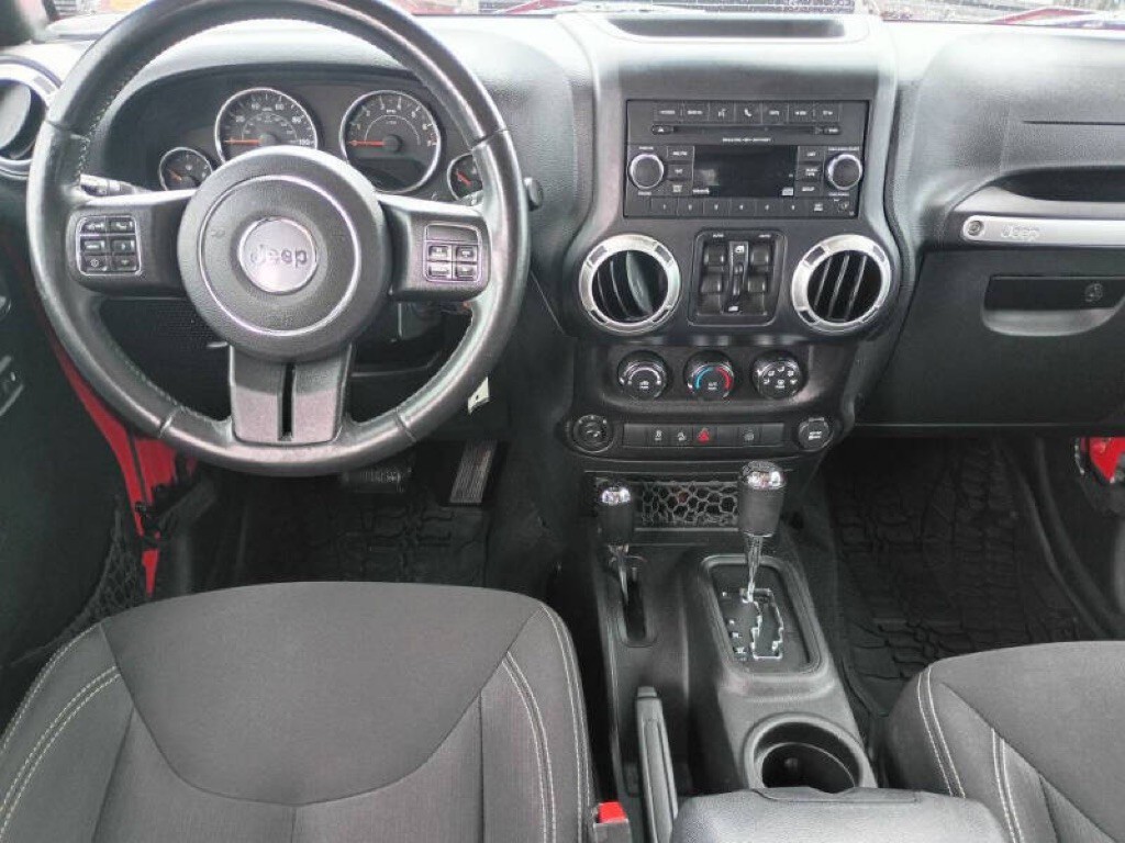 2016 Jeep Wrangler Unlimited Image 14