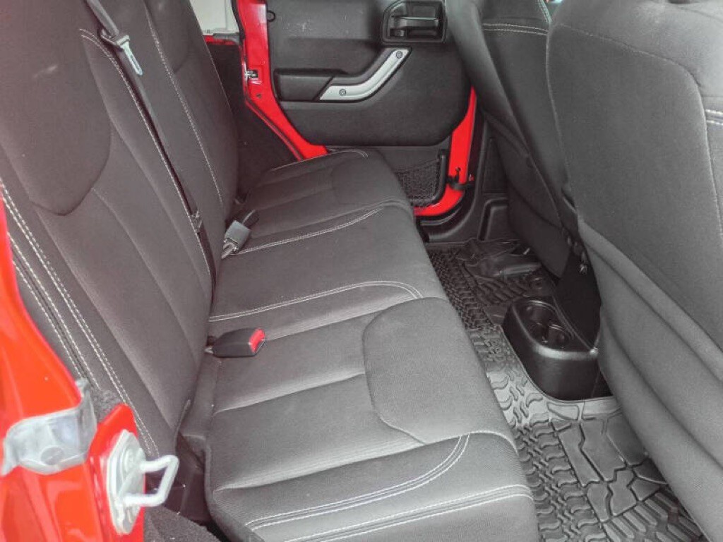 2016 Jeep Wrangler Unlimited Image 16