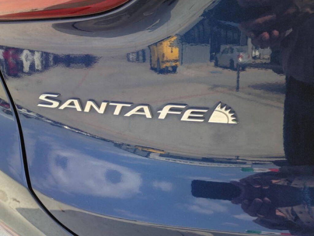 2019 Hyundai Santa Fe Image 9