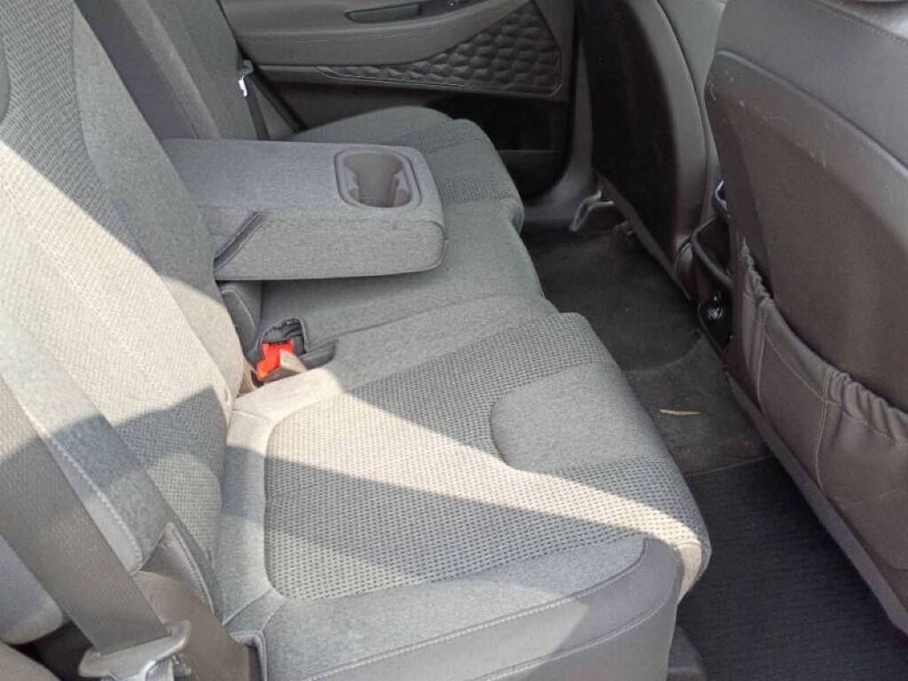 2019 Hyundai Santa Fe Image 16